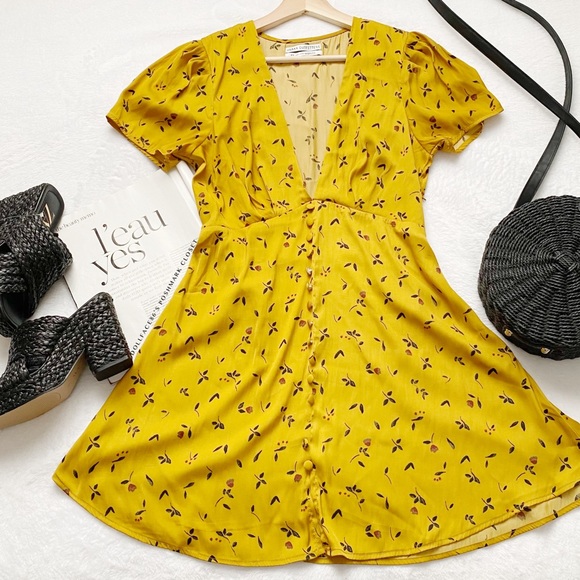 UO Satin Floral Print Mini Dress - Picture 2 of 14